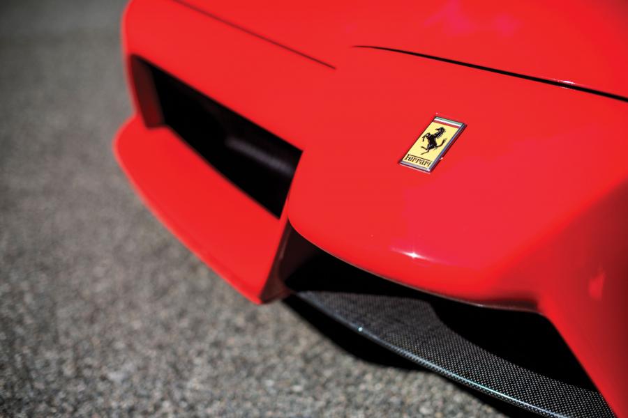 Детали экстерьера Ferrari Enzo (135892) 2004 года  (фото 20 из 27)